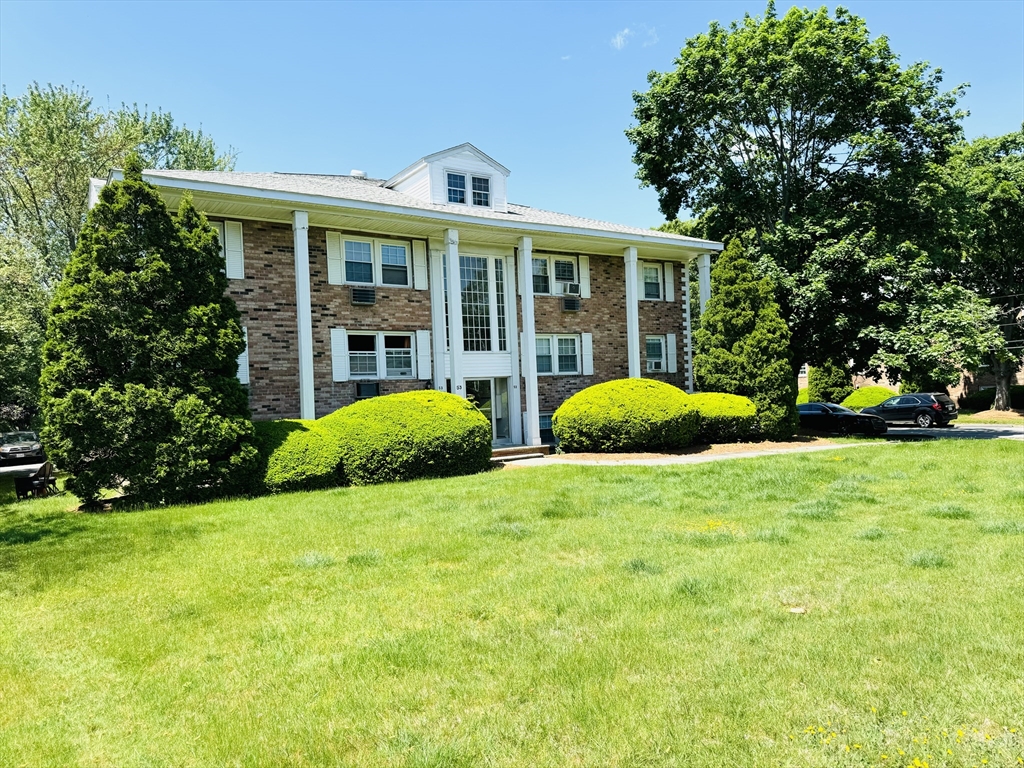 53 North Billerica Road, Unit 2 Lowell, MA 01852 - Photo 1 of 21 Gallery Image 1