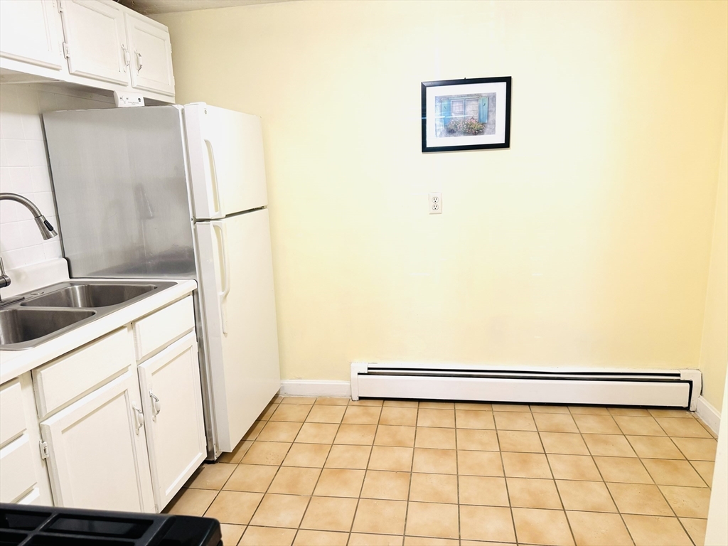 53 North Billerica Road, Unit 2 Lowell, MA 01852 - Photo 9 of 21 Gallery Image 9