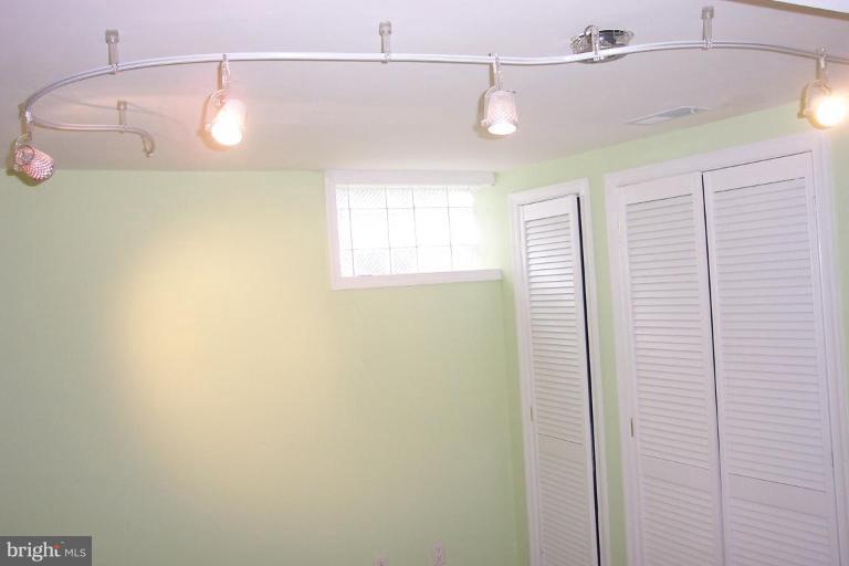7114 York Road Baltimore, MD 21212 - Photo 6 of 15 a bathroom with a shower and a window