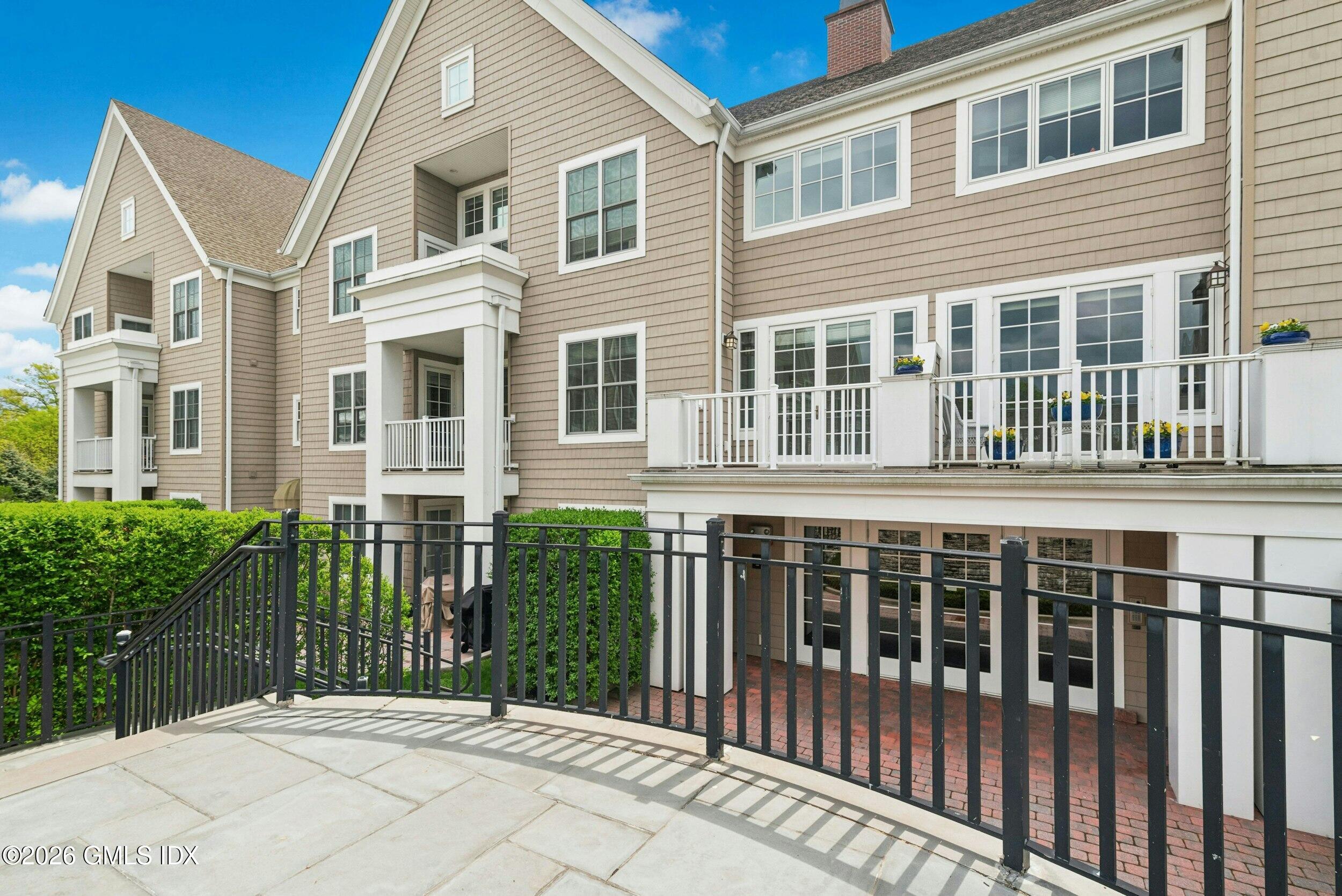 77 Havemeyer Lane, Unit 310 Stamford, CT 06902 - Photo 3 of 24 Unit Exterior