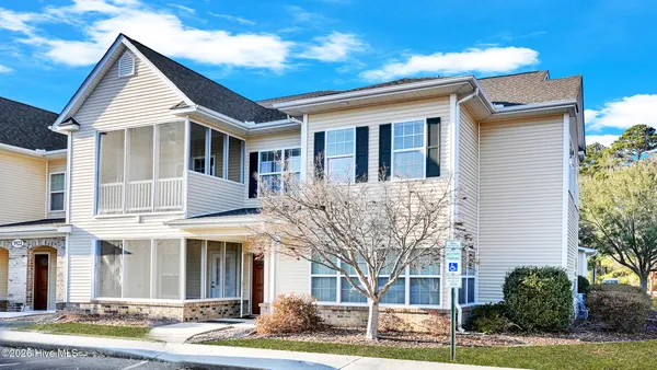 $249,900 | 1922 Tara Court, Unit 204, Greenville, NC 27858