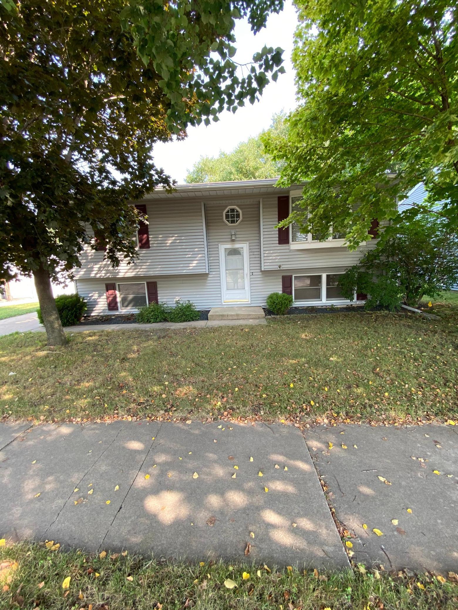1401 48th Street Northwest Rochester, MN 55901 - Photo 1 of 1