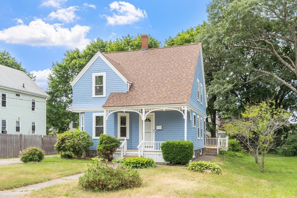 38 Carleton Street Whitman, MA 02382 - Photo 2 of 33