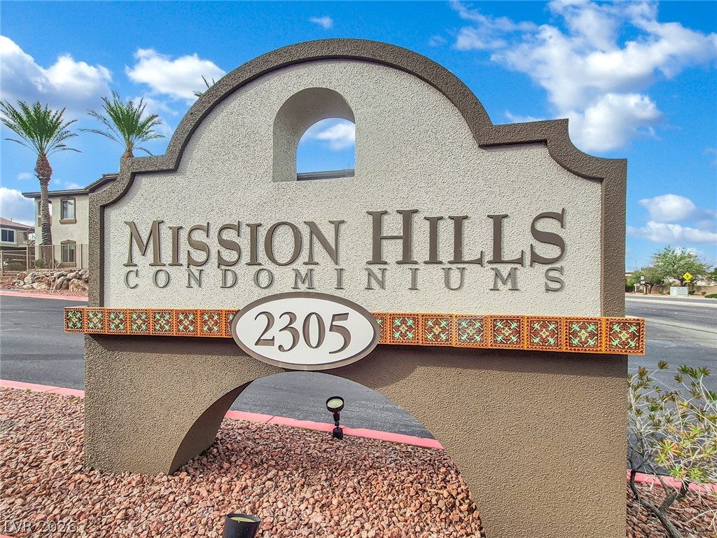 2305 West Horizon Ridge Parkway, Unit 2722 Henderson, NV 89052 - Photo 1 of 23 View of community sign
