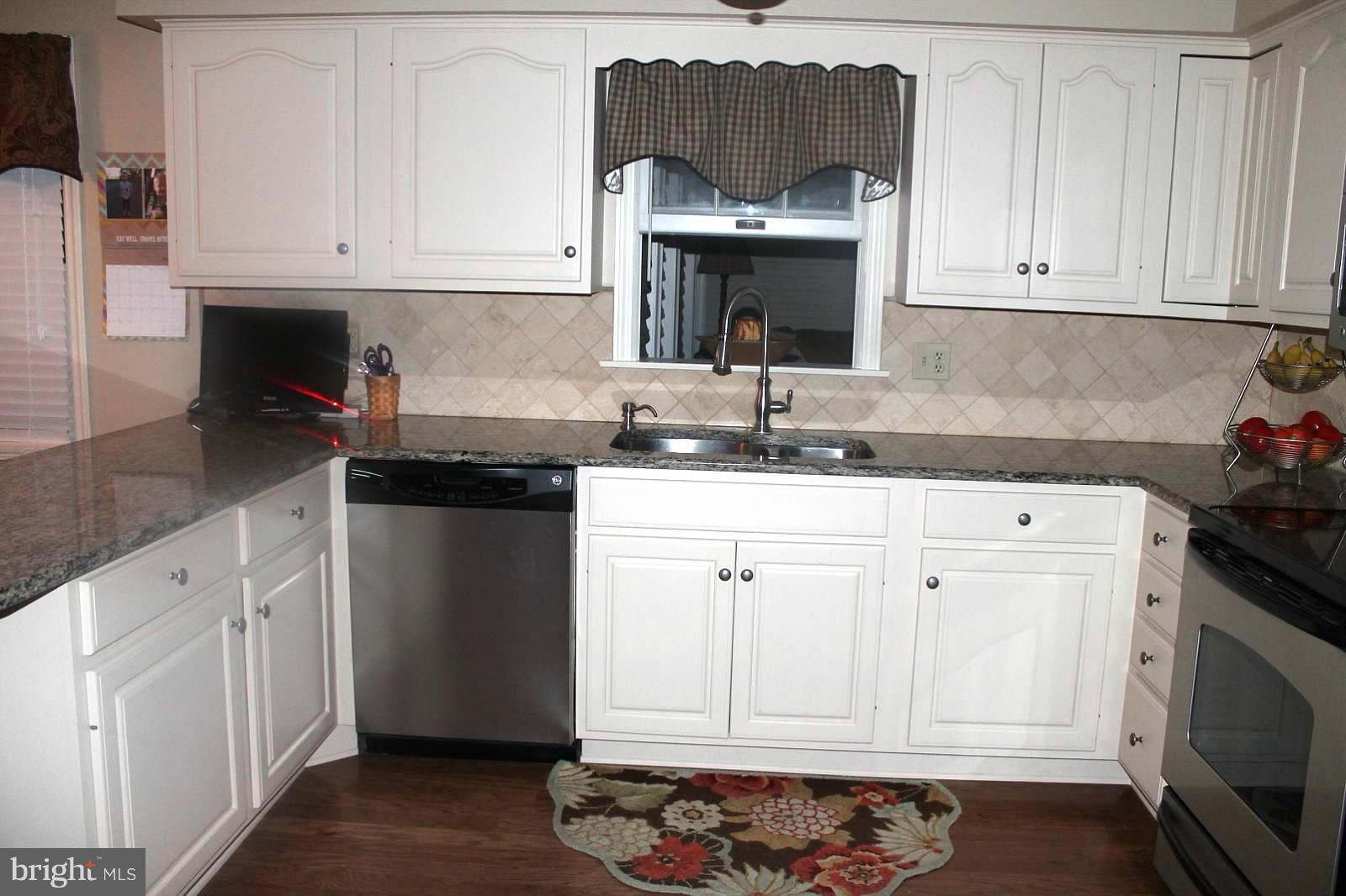5151 Paw Paw Road Cambridge, MD 21613 - Photo 2 of 24 Kitchen