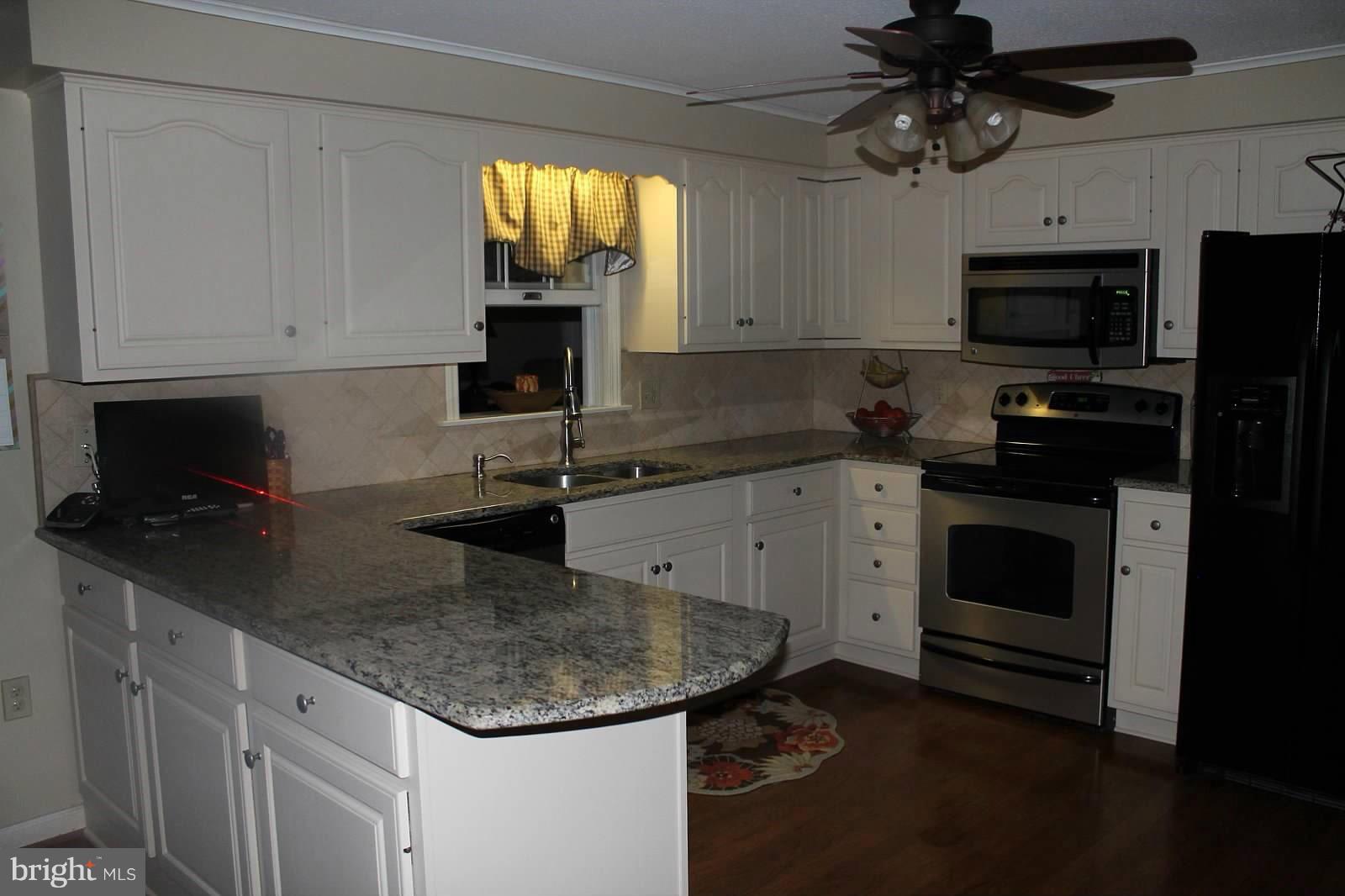 5151 Paw Paw Road Cambridge, MD 21613 - Photo 3 of 24 Kitchen