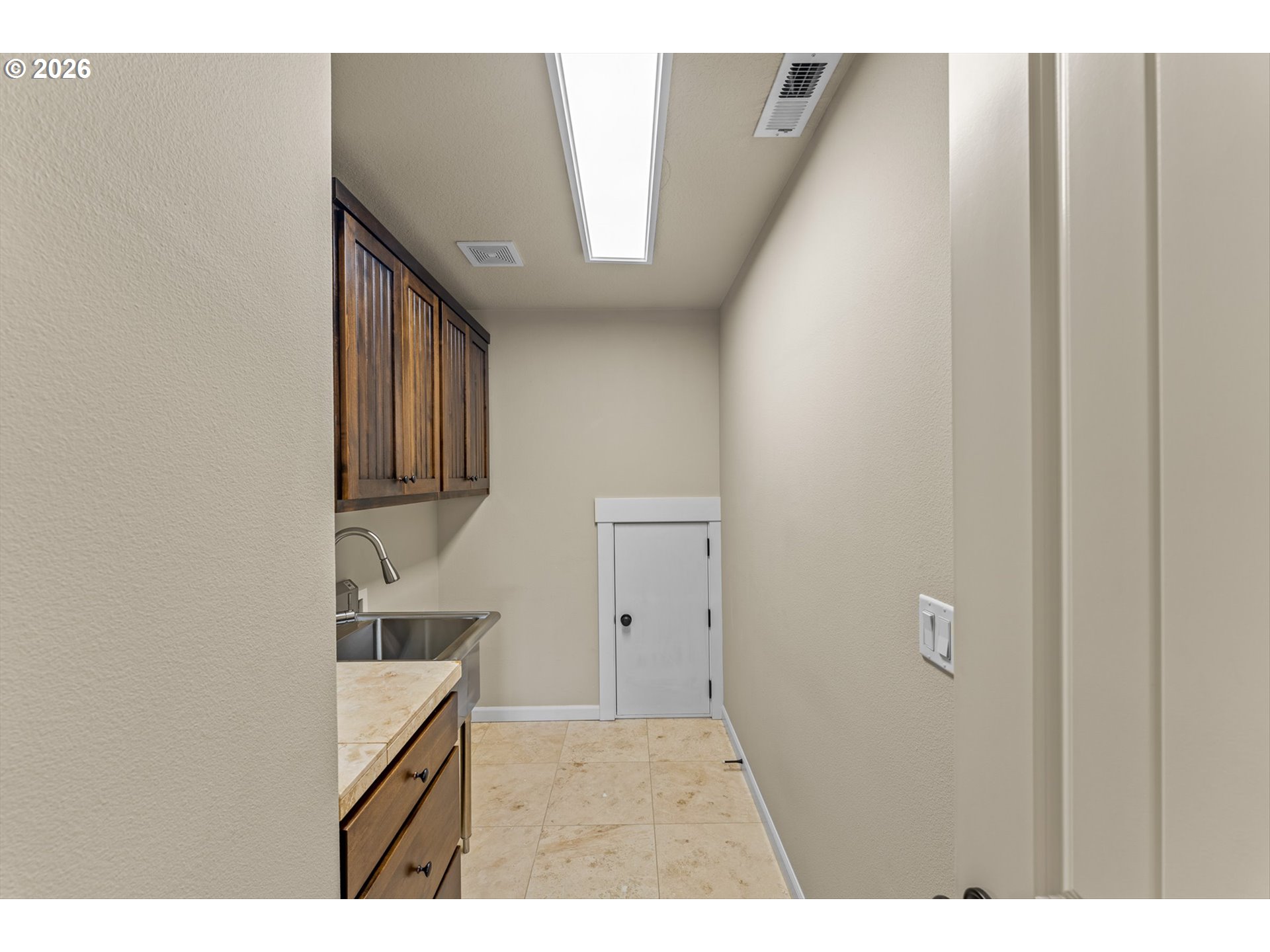 2294 Southwest 184th Terrace Beaverton, OR 97003 - Photo 28 of 34