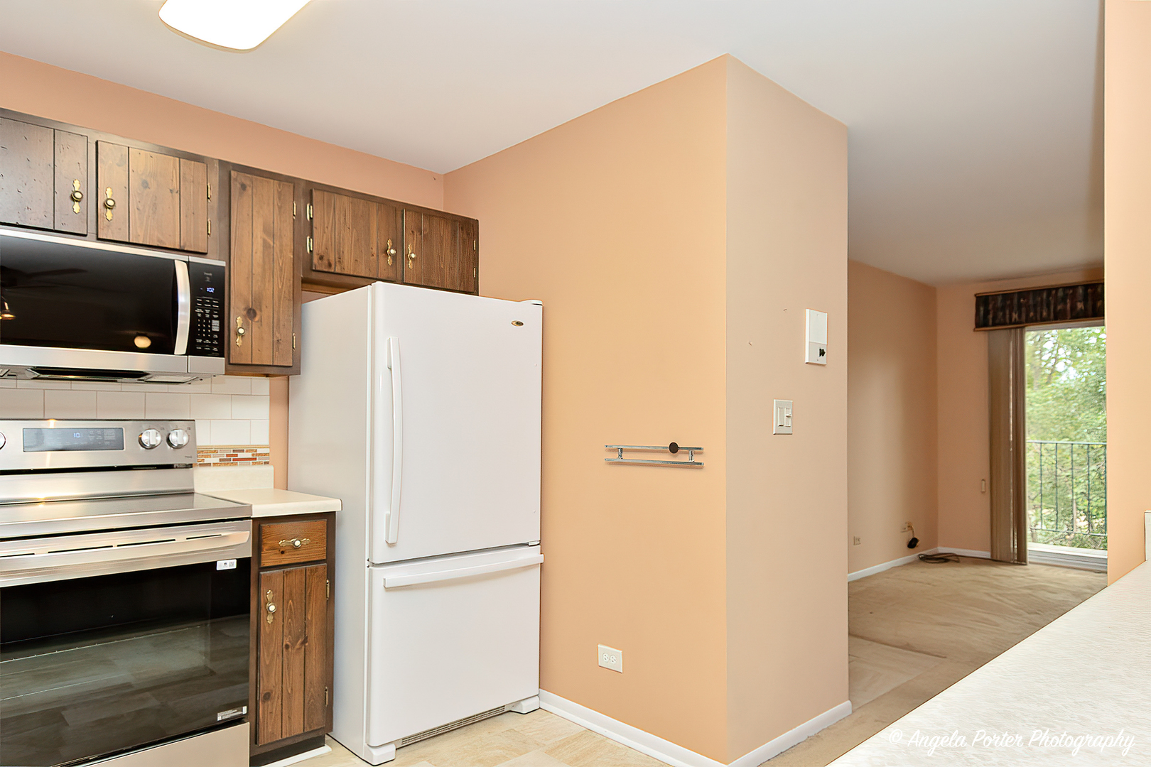 973 Golf Course Road, Unit 7 Crystal Lake, IL 60014 - Photo 10 of 26 Gallery Image 10