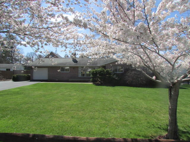 7482 Beech Run Road Hinton, WV 25951 - Photo 8 of 77 Gallery Image 8