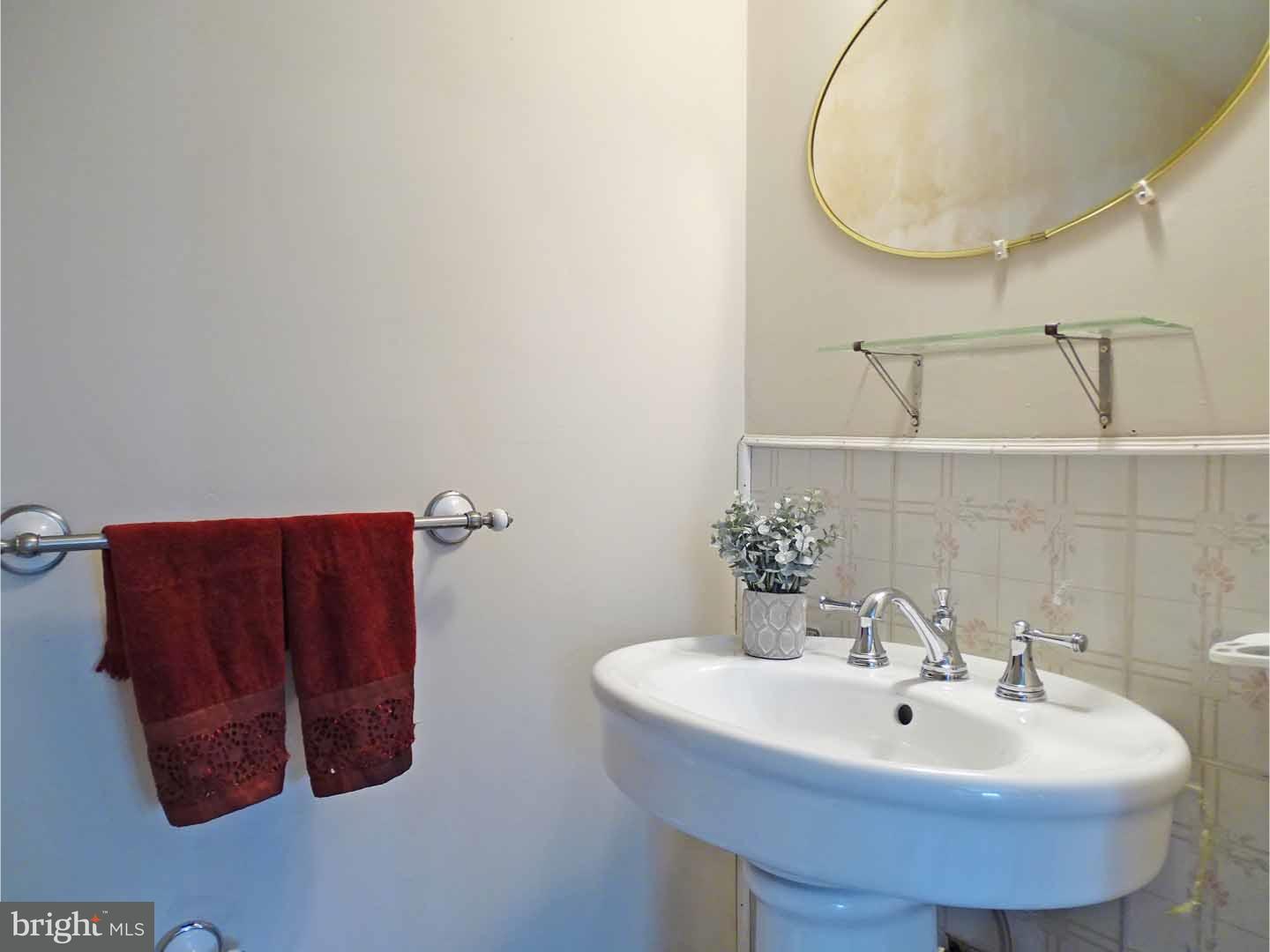 1549 Hampton Road Bensalem, PA 19020 - Photo 11 of 23