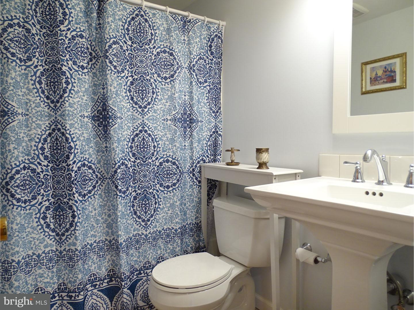 1549 Hampton Road Bensalem, PA 19020 - Photo 18 of 23