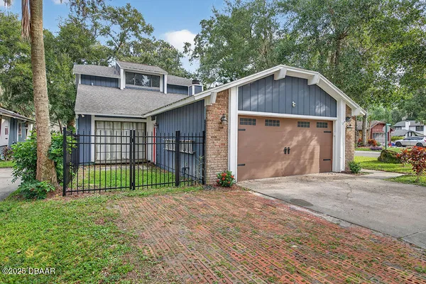 $359,750 | 28 Baymeadow Court, Ormond Beach, FL 32174