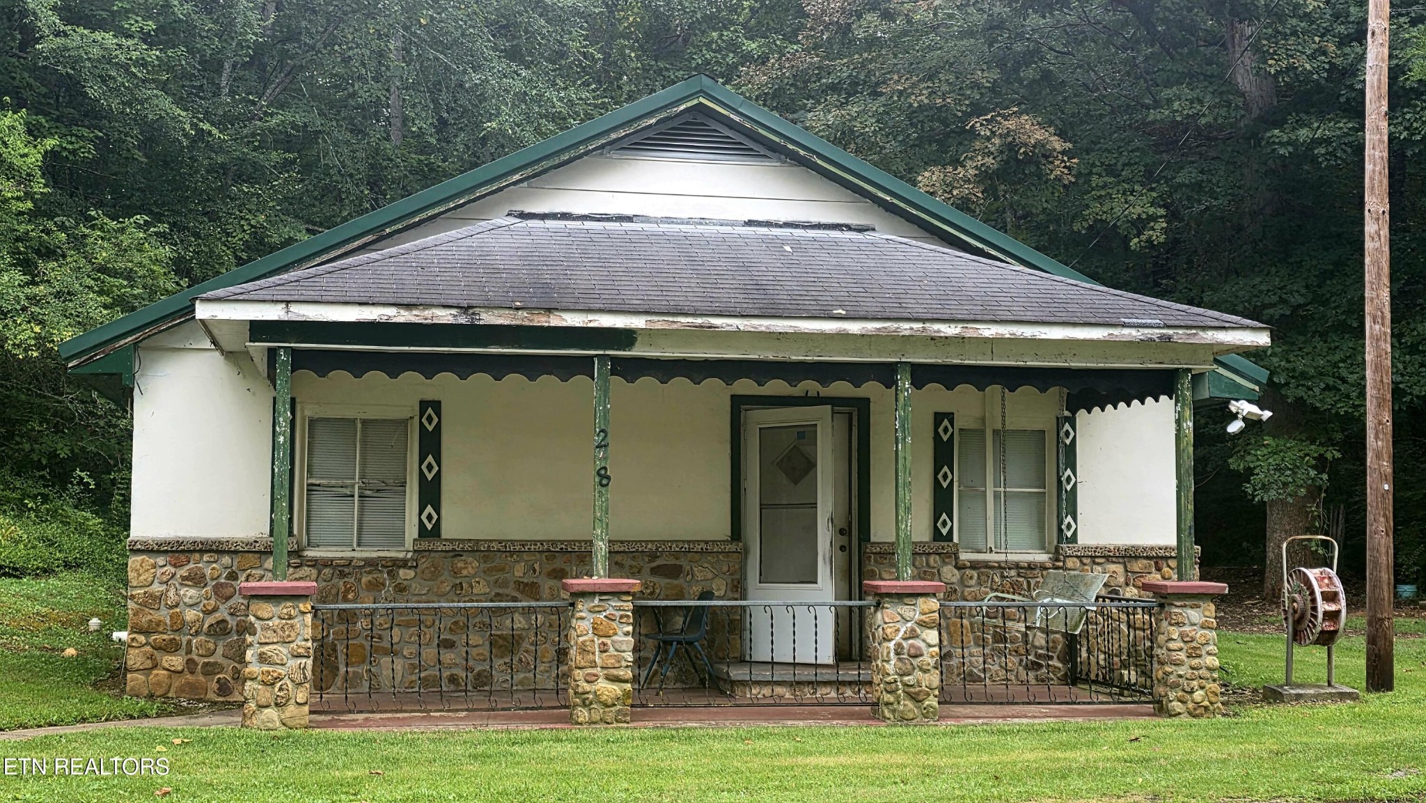 248 Walnut Grove Road Kingston, TN 37763 - Photo 3 of 18 Gallery Image 3