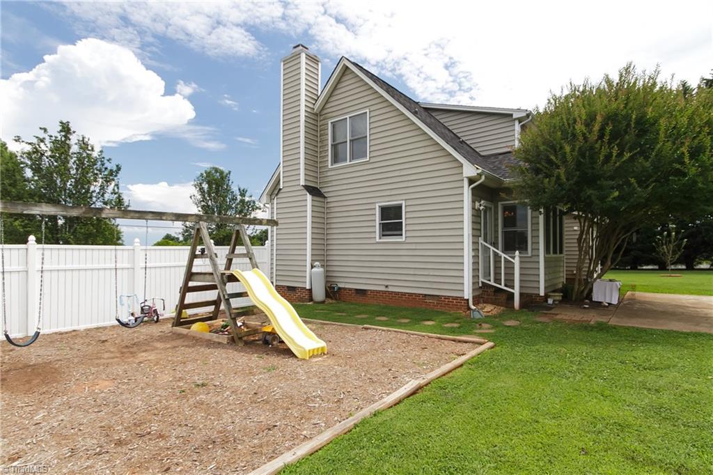 7207 Shoe Road Burlington, NC 27215 - Photo 5 of 30 Gallery Image 5
