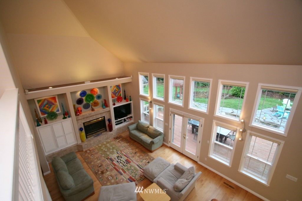 4345 Cooper Point Road Northwest Olympia, WA 98502 - Photo 13 of 25 Gallery Image 13