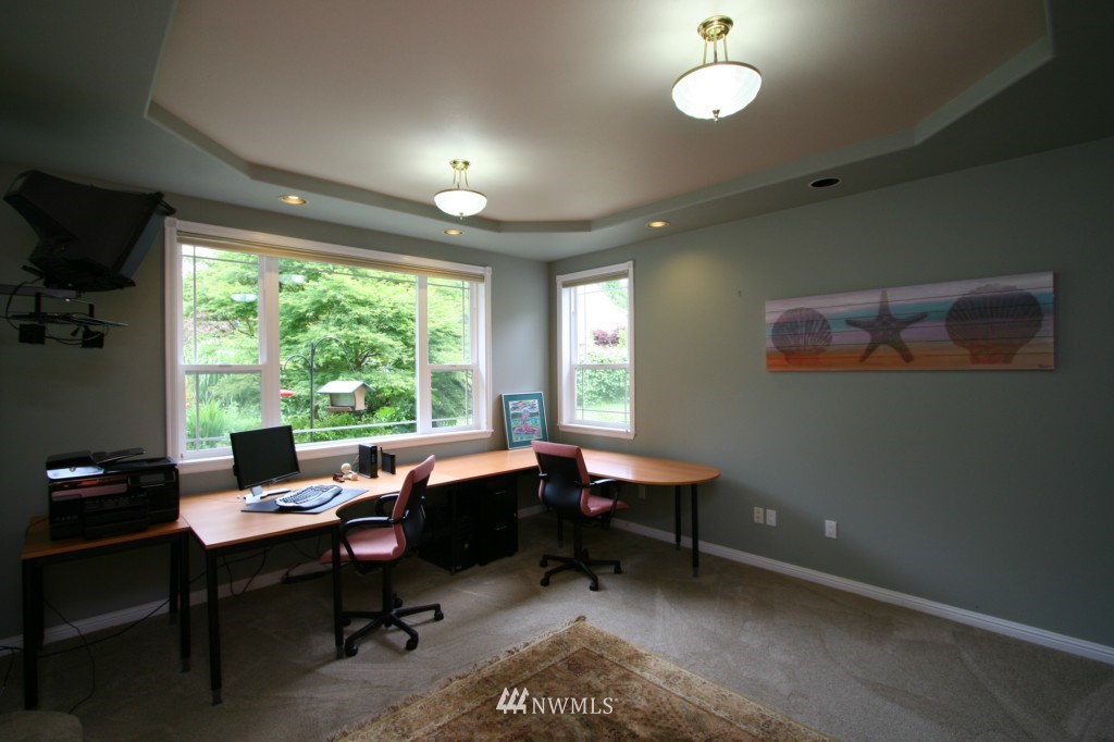 4345 Cooper Point Road Northwest Olympia, WA 98502 - Photo 14 of 25 Gallery Image 14