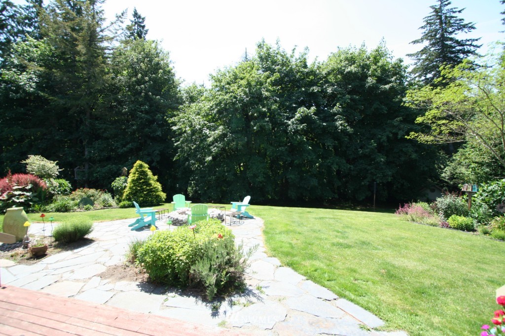 4345 Cooper Point Road Northwest Olympia, WA 98502 - Photo 23 of 25 Gallery Image 23