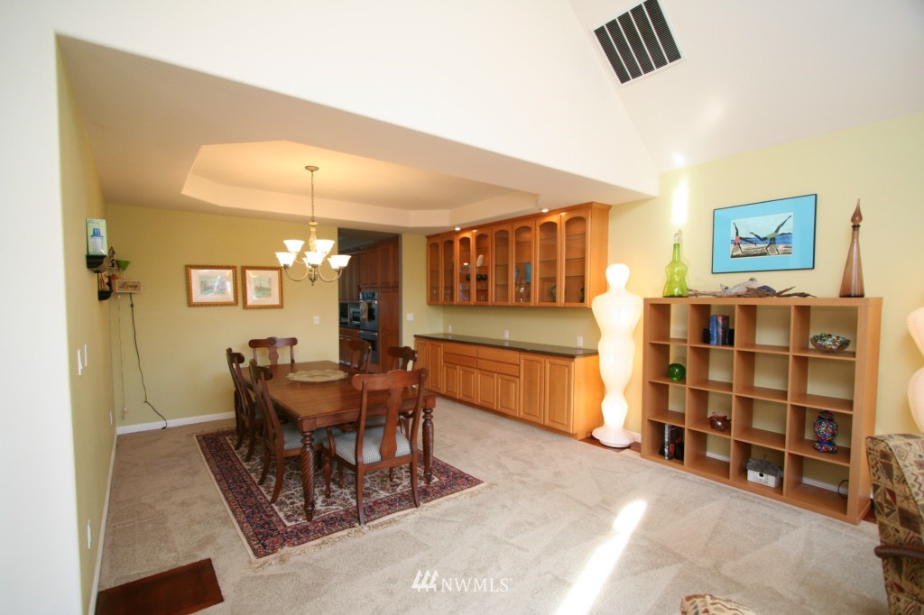 4345 Cooper Point Road Northwest Olympia, WA 98502 - Photo 9 of 25 Gallery Image 9