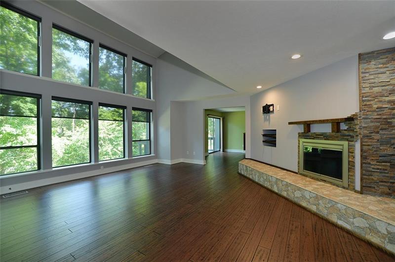 2275 Ridge Drive Mars, PA 16046 - Photo 4 of 25 Gallery Image 4