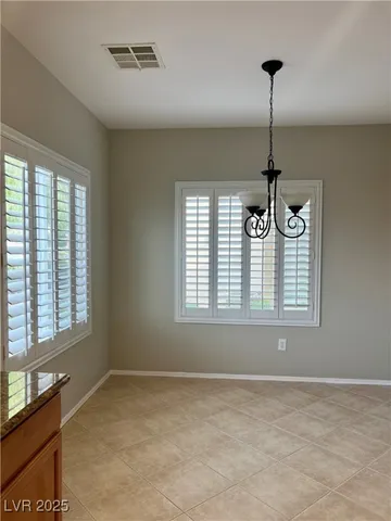 $2,500 | 2460 Calvert City Drive, Henderson, NV 89052