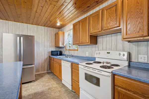 $379,999 | 15775 County Road 22, Glenwood, MN 56334