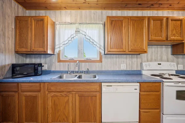 $379,999 | 15775 County Road 22, Glenwood, MN 56334