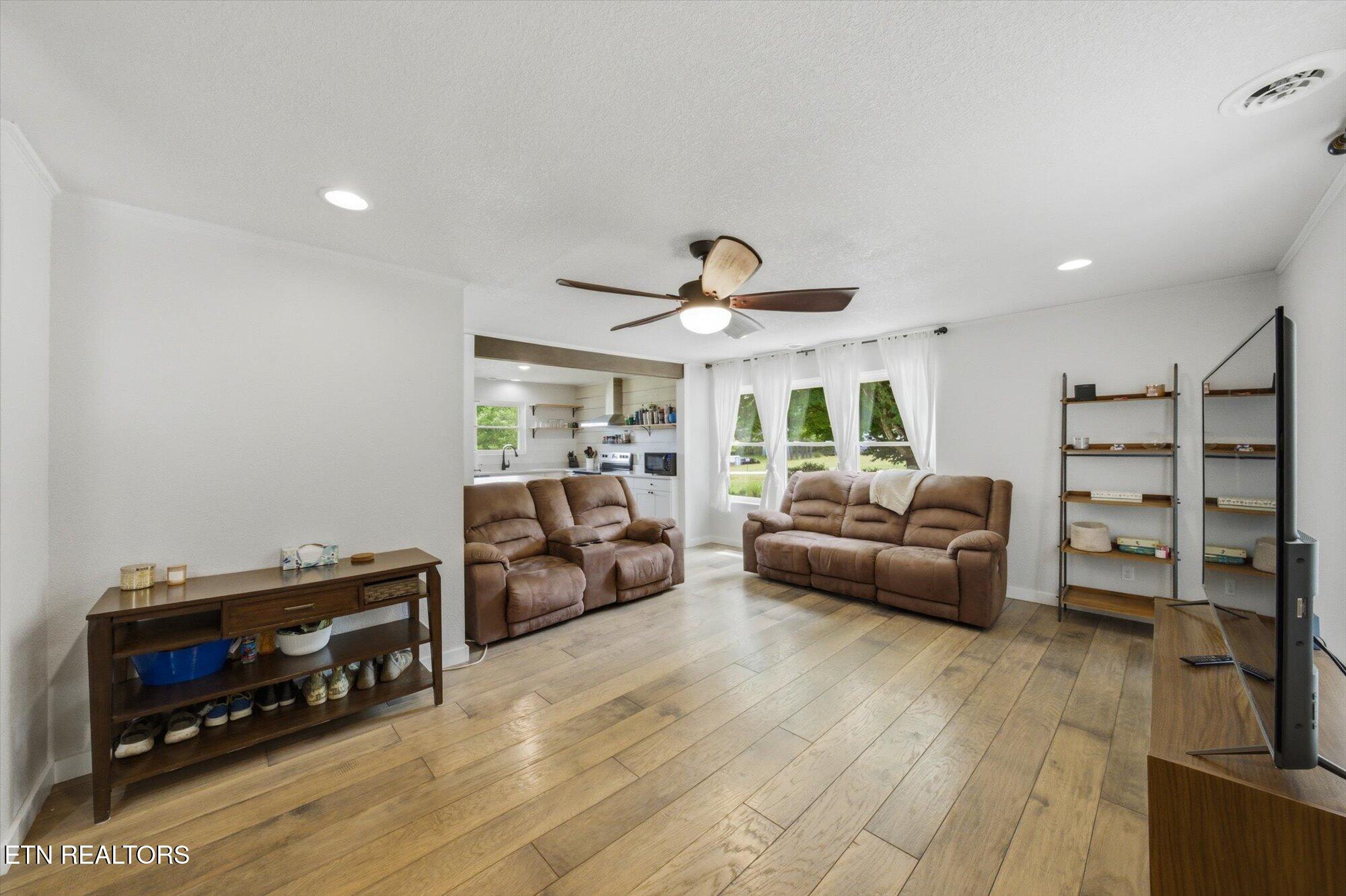 112 County Road 142 Riceville, TN 37370 - Photo 7 of 32 06-112-Co-Rd-142-Riceville-TN-6