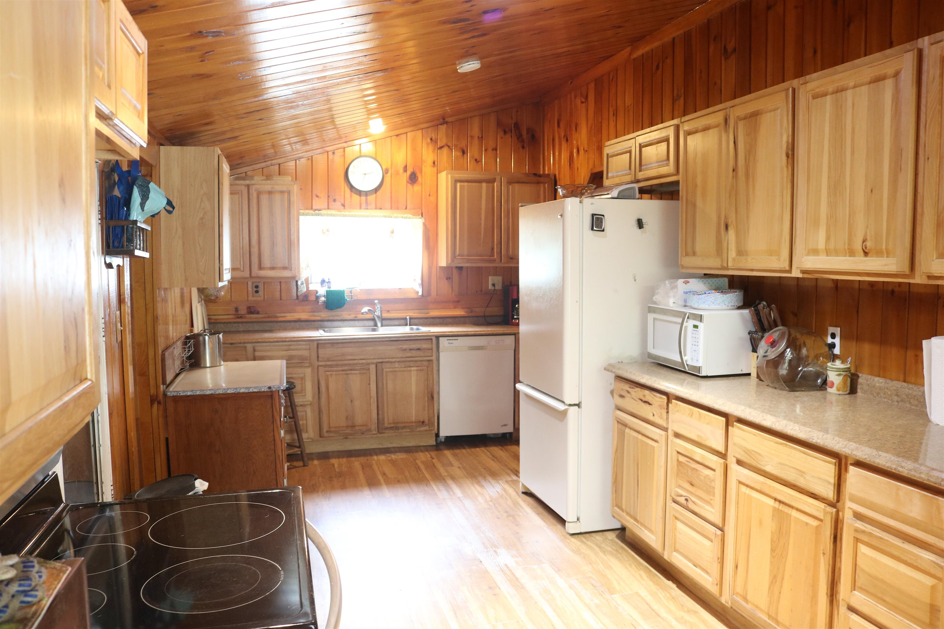 146 Parizo Road Highgate, VT 05488 - Photo 24 of 38