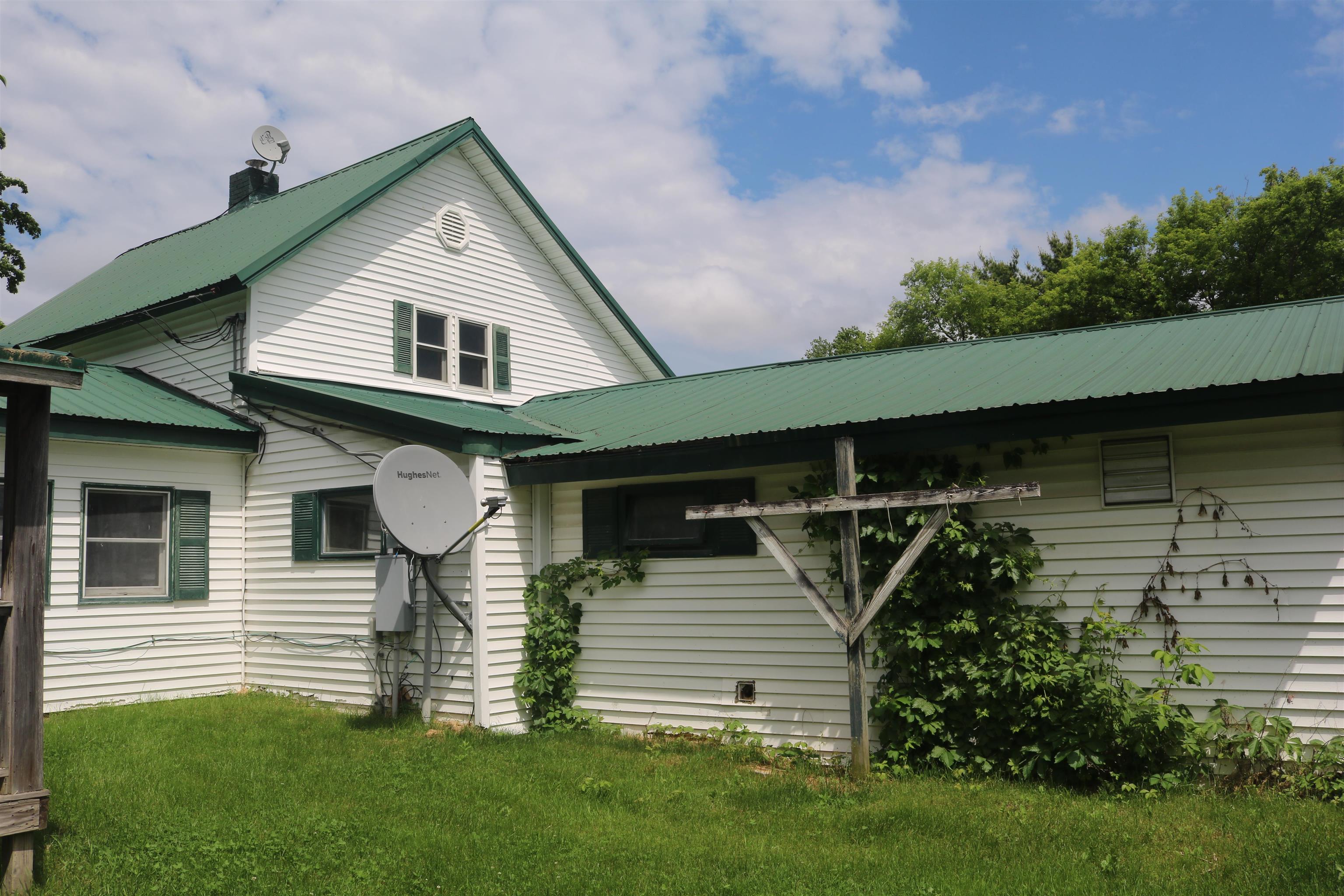 146 Parizo Road Highgate, VT 05488 - Photo 7 of 38