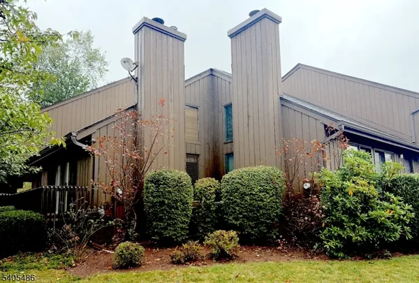 $475,000 | 237 Kingsberry Drive, Unit 237, Somerset, NJ 08873
