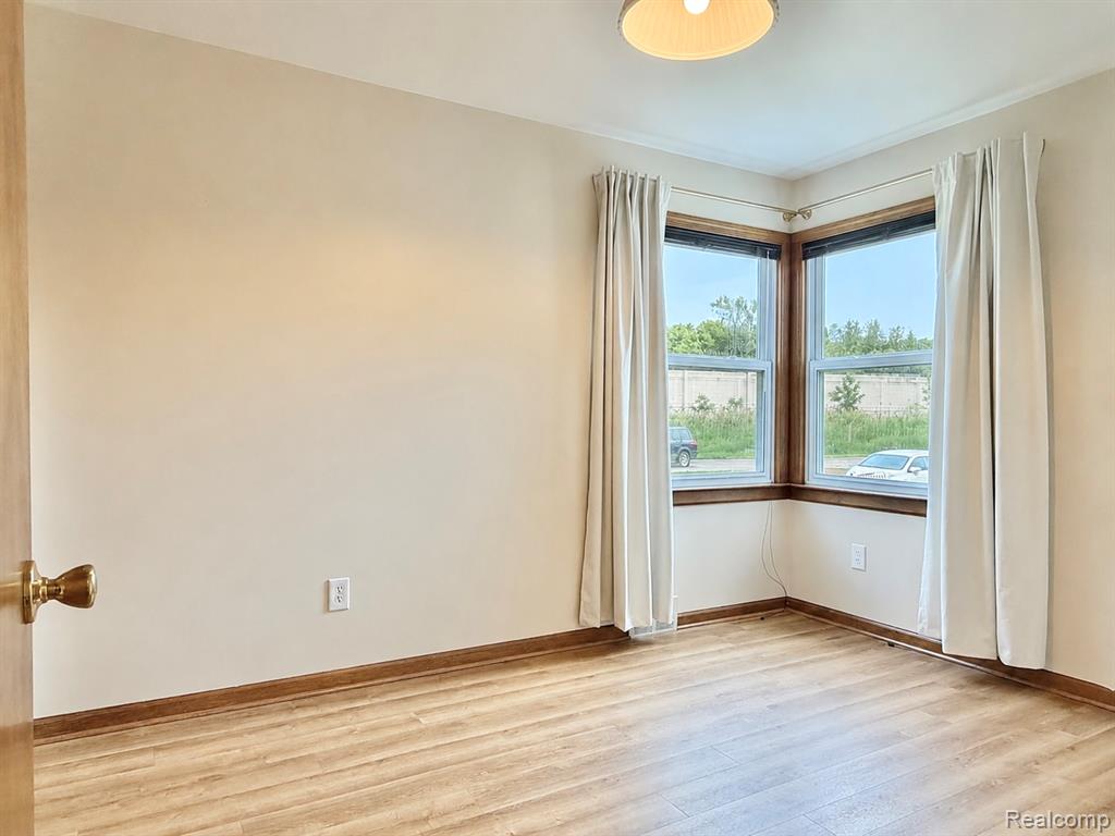 306 Michelson Road Rochester Hills, MI 48307 - Photo 18 of 32