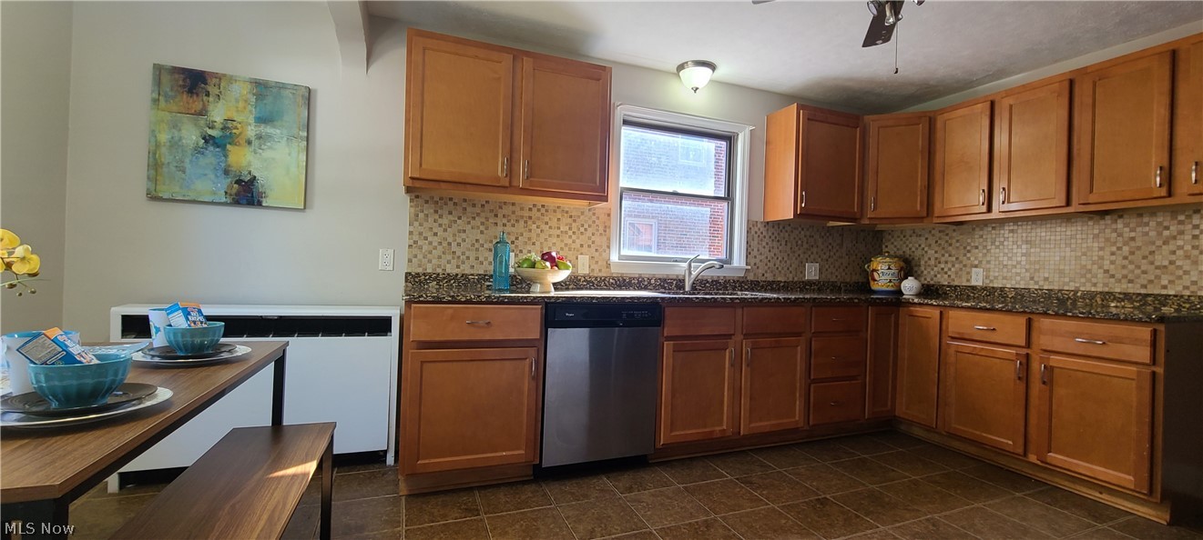 7079 Hopkins Road Mentor, OH 44060 - Photo 10 of 32