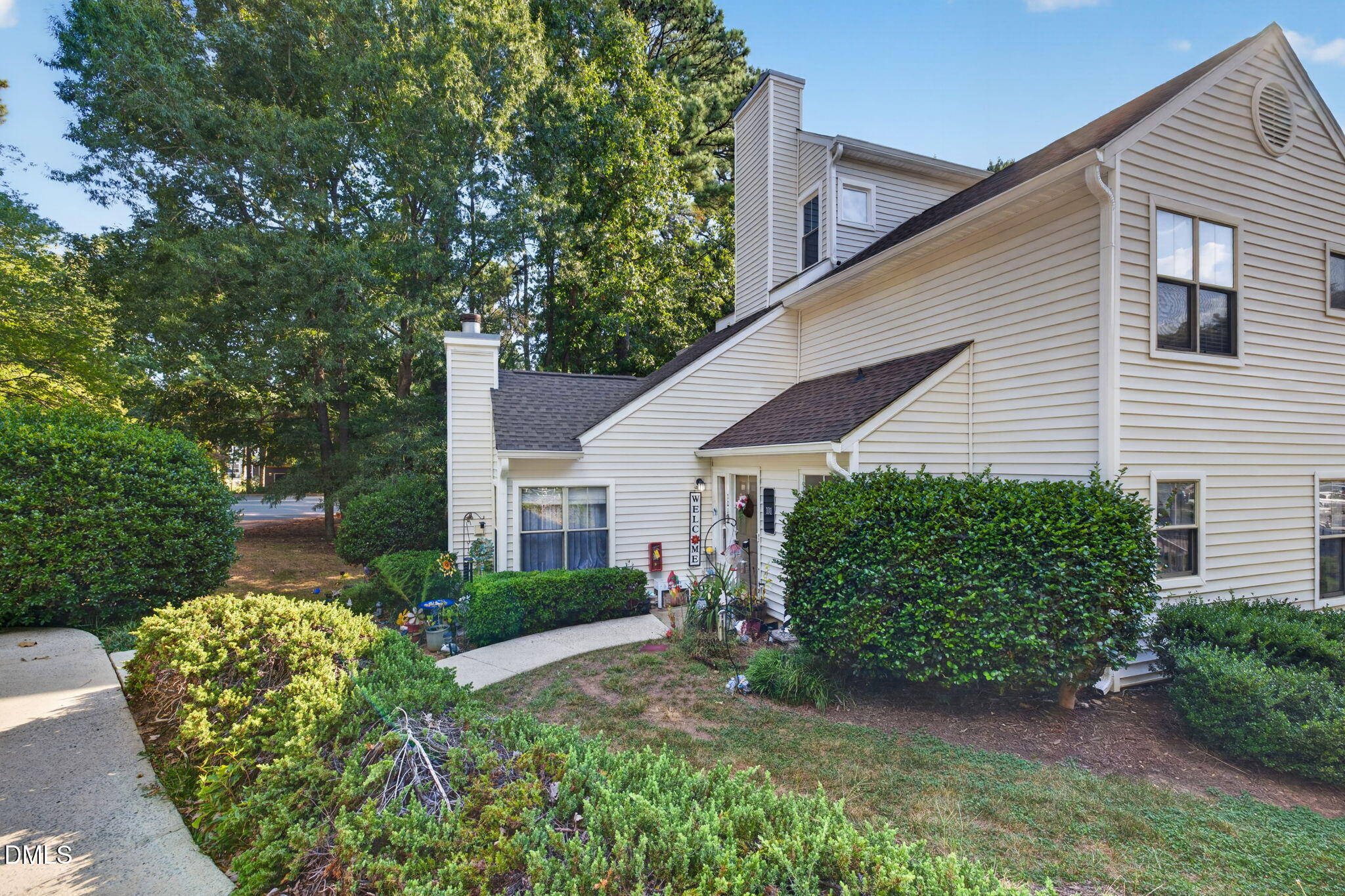 6001 Winterpointe Lane, Unit 101 Raleigh, NC 27606 - Photo 26 of 34 37-web-or-mls-IMG_0573