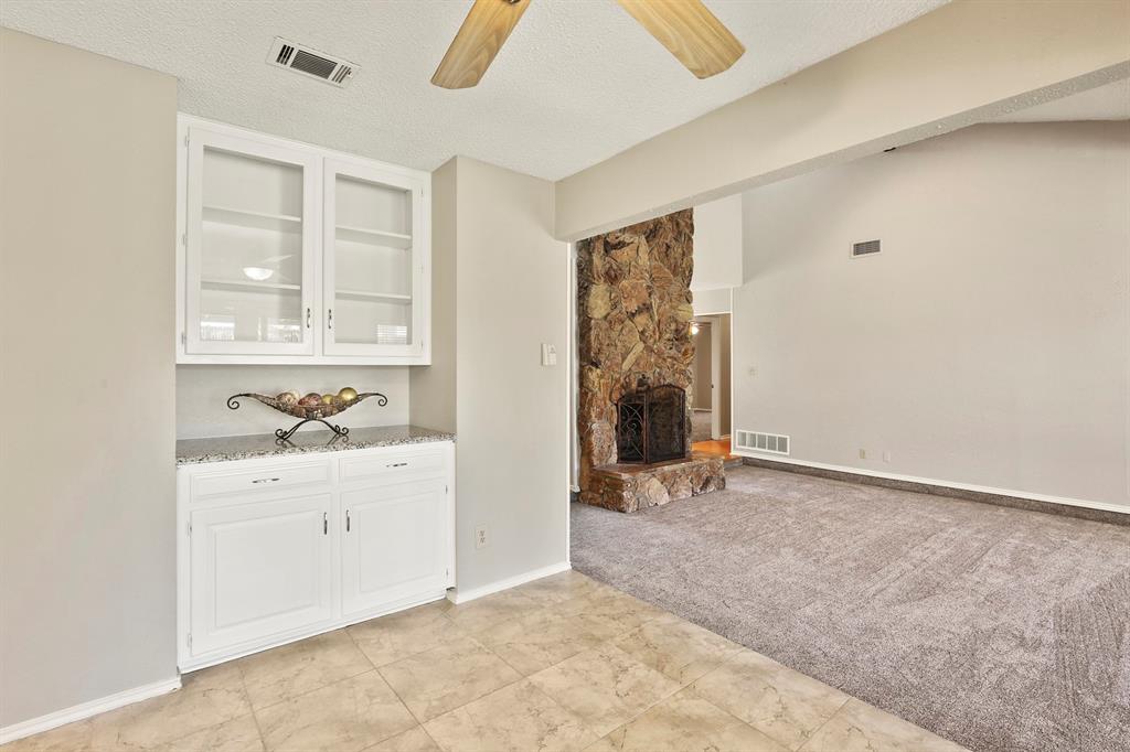 1916 Everglade Court Grapevine, TX 76051 - Photo 11 of 35 an empty room with windows