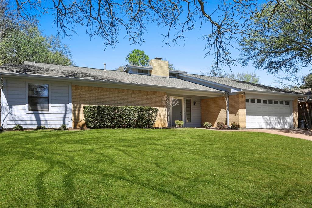 1916 Everglade Court Grapevine, TX 76051 - Photo 2 of 35 a view of a house with a yard
