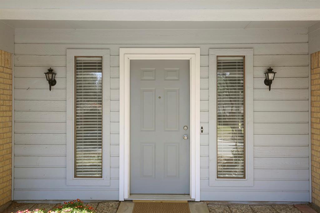 1916 Everglade Court Grapevine, TX 76051 - Photo 3 of 35 a view of door