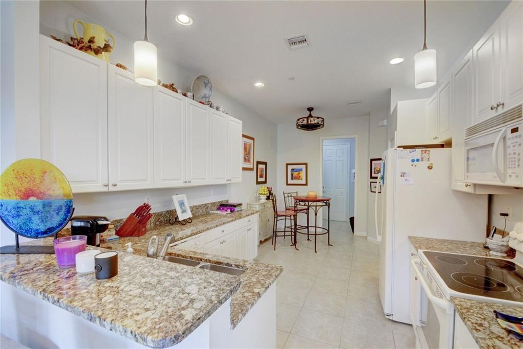 199 Southwest Walking Path Stuart, FL 34997 - Photo 10 of 48 Gallery Image 10