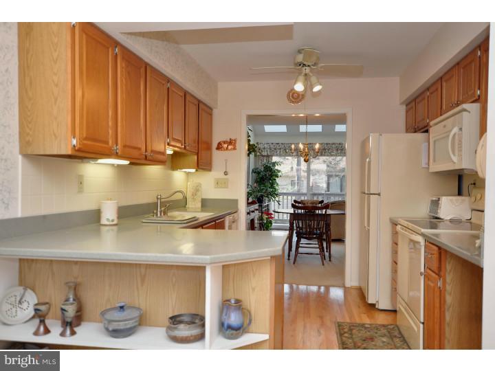 35 Stonehurst Court Chesterbrook, PA 19087 - Photo 5 of 25 Gallery Image 5
