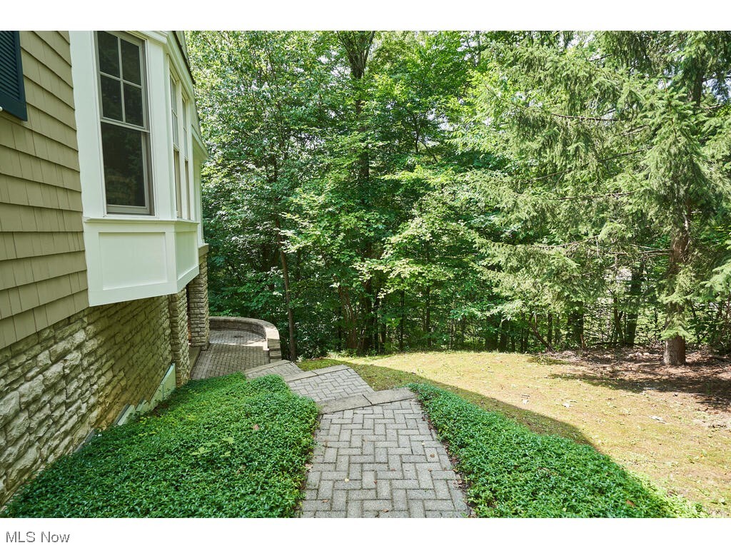 1971 Ridge Road Hinckley, OH 44233 - Photo 31 of 34