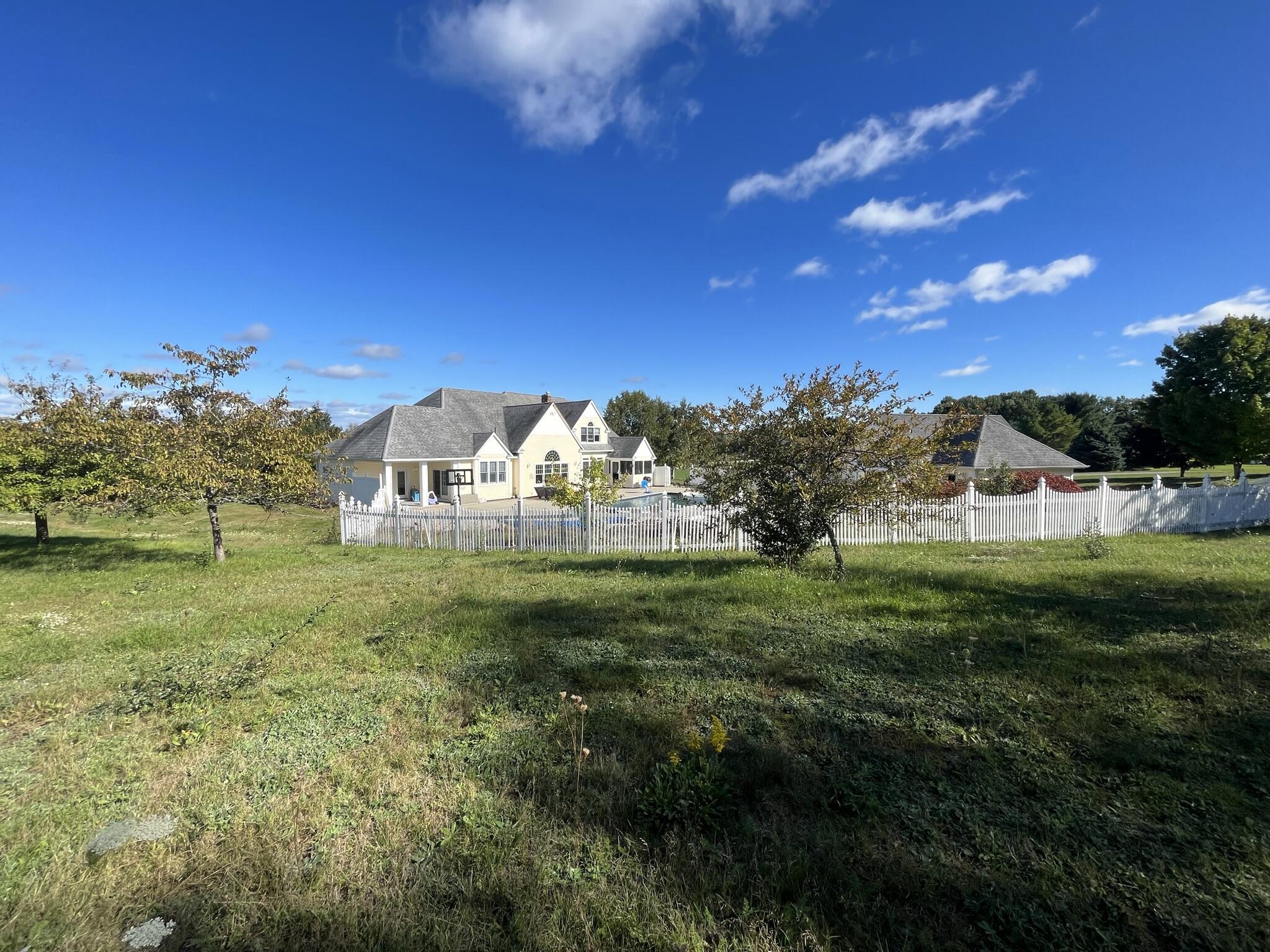 81 Finn Parker Road Gorham, ME 04038 - Photo 5 of 43 IMG_1012