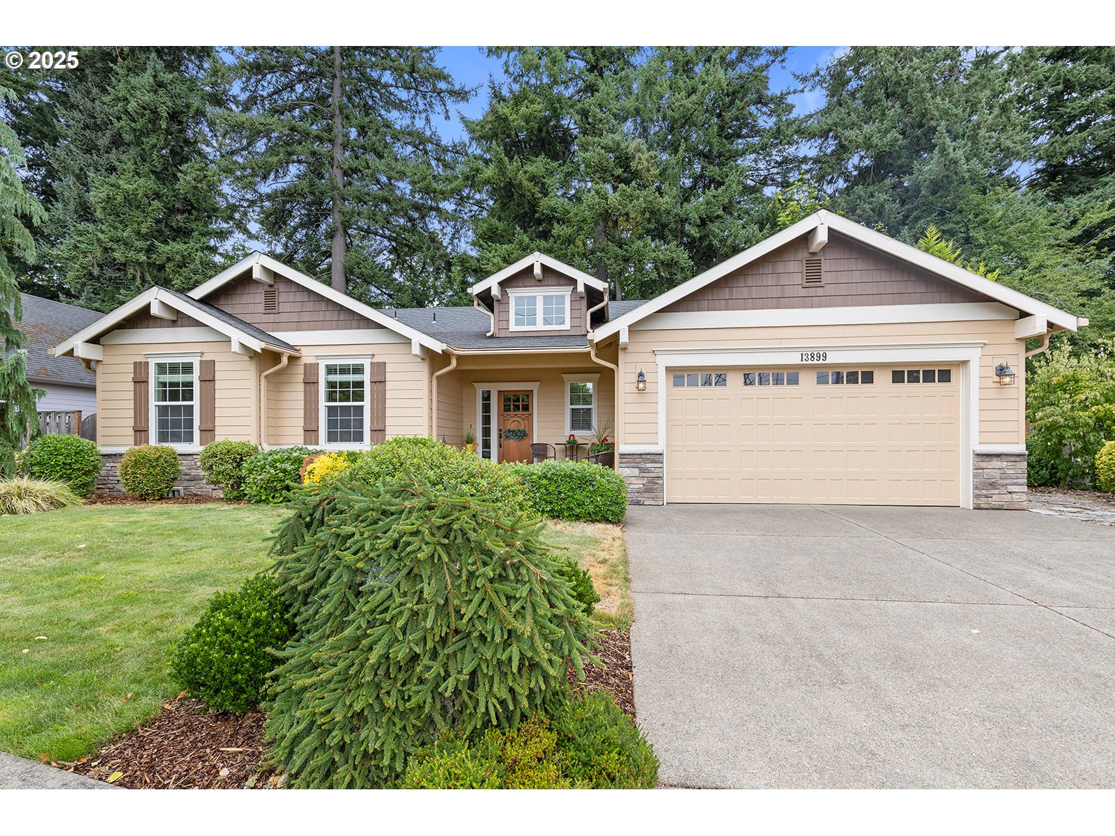 13899 Traveler Road Oregon City, OR 97045 - Photo 1 of 48 Gallery Image 1