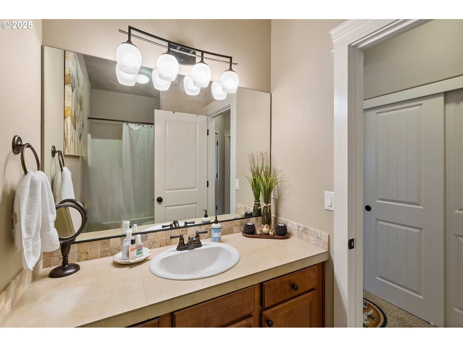 13899 Traveler Road Oregon City, OR 97045 - Photo 13 of 48 Gallery Image 13