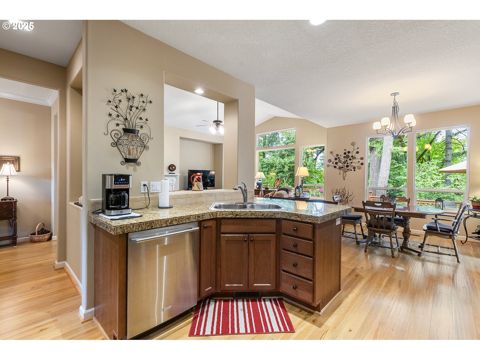 13899 Traveler Road Oregon City, OR 97045 - Photo 19 of 48 Gallery Image 19