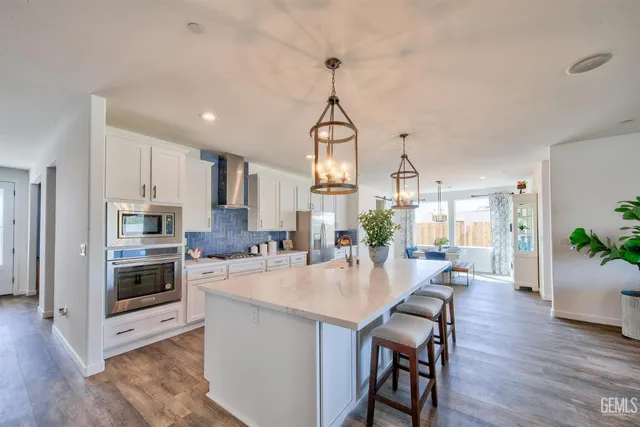 $637,020 | Undisclosed Address, Bakersfield, CA 93311