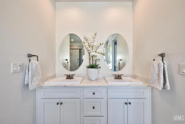 $637,020 | Undisclosed Address, Bakersfield, CA 93311