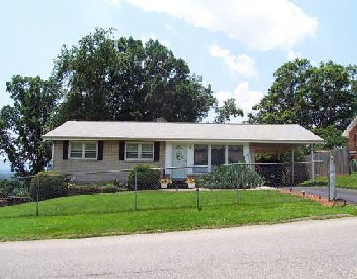 352 Cherryhill Road Northwest Roanoke, VA 24017 - Photo 1 of 1 Listing Photo