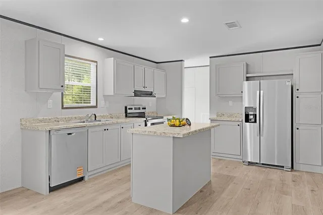 $289,900 | 11487 Southwest 42nd Terrace, Webster, FL 33597