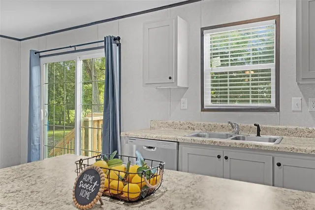 $289,900 | 11487 Southwest 42nd Terrace, Webster, FL 33597