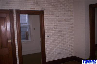 624 Riverside Avenue Fort Wayne, IN 46805 - Photo 4 of 6 Gallery Image 4
