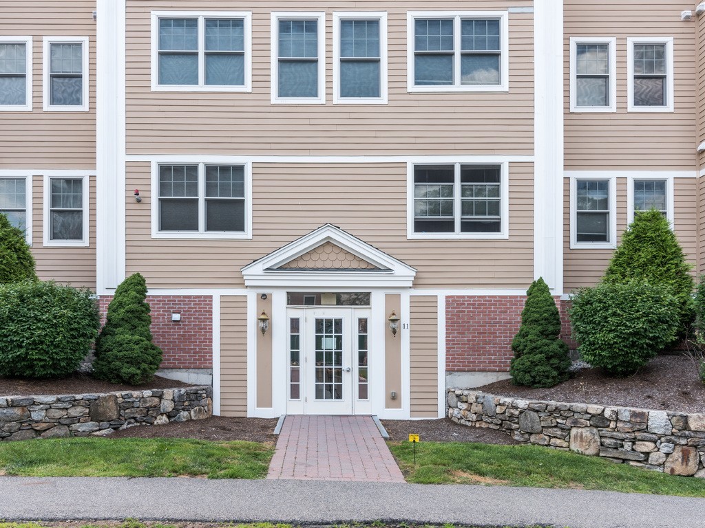 11 Cheriton Road, Unit 308 Boston, MA 02132 - Photo 2 of 16 Gallery Image 2